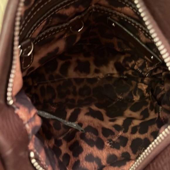 B. MAKOWSKY Bag w/ Key Fob EUC - Picture 5 of 6